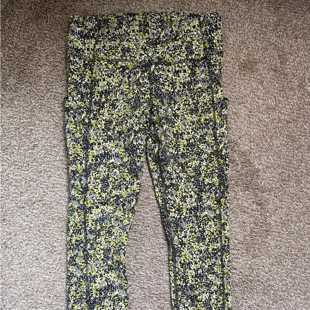 Lululemon fast and free crops